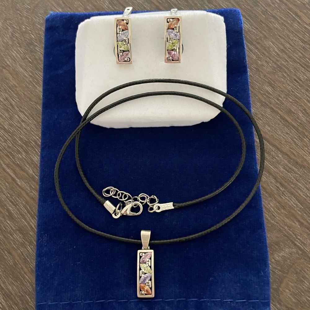 Silver necklace and earrings. New really nice summer color stones.